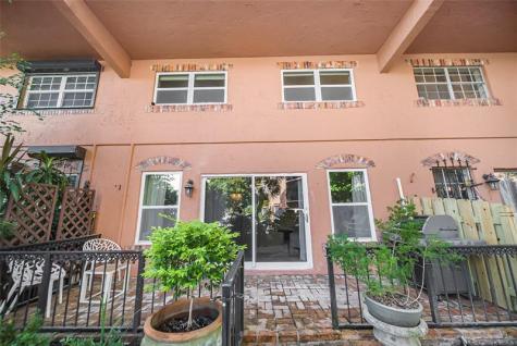 620 Tennis Club Drive Fort Lauderdale FL 33311