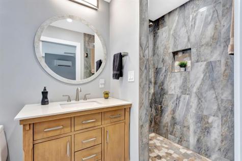 397 Sundial Circle Margate FL 33068