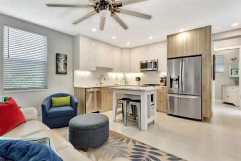 397 Sundial Circle Margate FL 33068