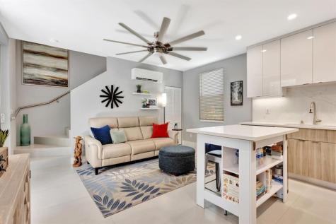 397 Sundial Circle Margate FL 33068