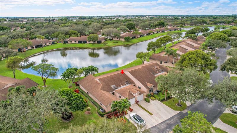 8252 Springlake Drive Boca Raton FL 33496