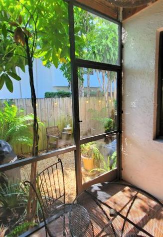 817 SE 12th Court Fort Lauderdale FL 33316