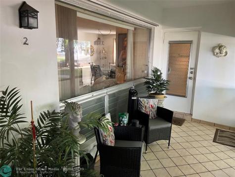 412 S Luna Court Hollywood FL 33021