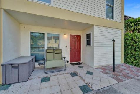 3301 Raleigh Street Hollywood FL 33021