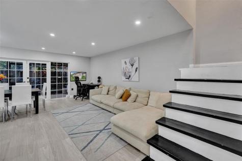 3301 Raleigh Street Hollywood FL 33021