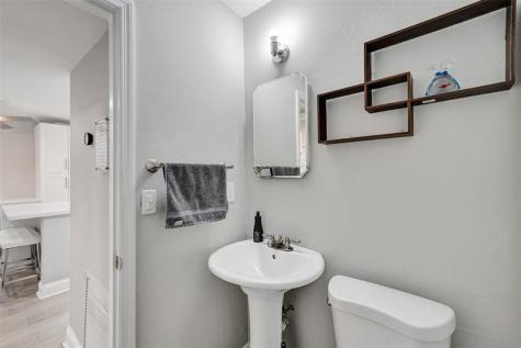 3301 Raleigh Street Hollywood FL 33021