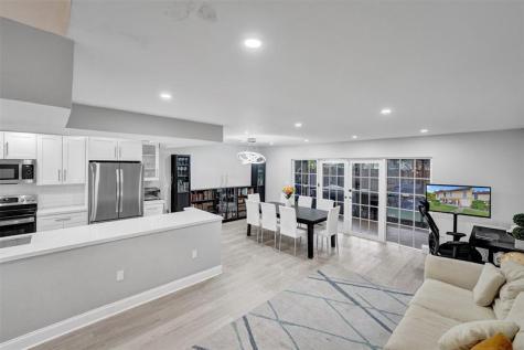 3301 Raleigh Street Hollywood FL 33021