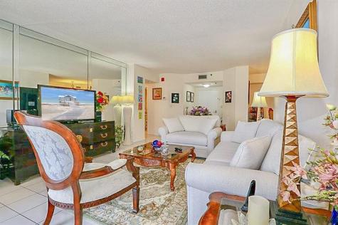7200 Radice Court Lauderhill FL 33319