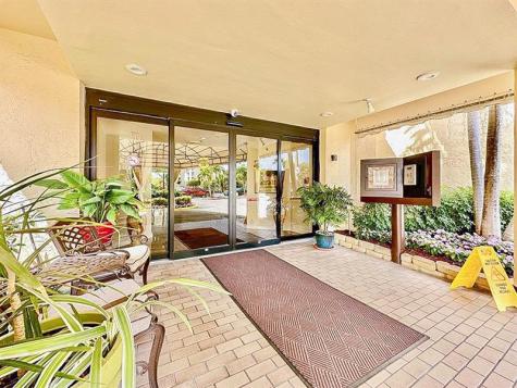 7200 Radice Court Lauderhill FL 33319