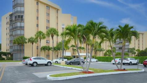 7200 Radice Court Lauderhill FL 33319