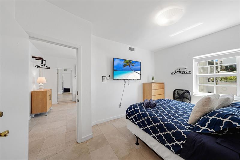 1100 Collins Avenue Miami Beach FL 33139