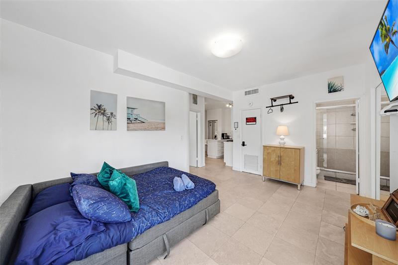 1100 Collins Avenue Miami Beach FL 33139