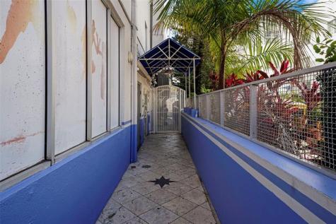 1100 Collins Avenue Miami Beach FL 33139
