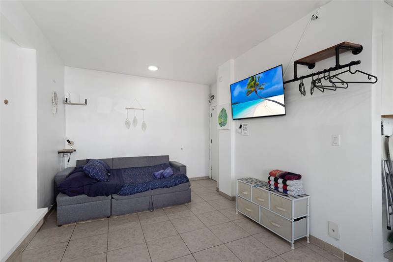 1100 Collins Avenue Miami Beach FL 33139