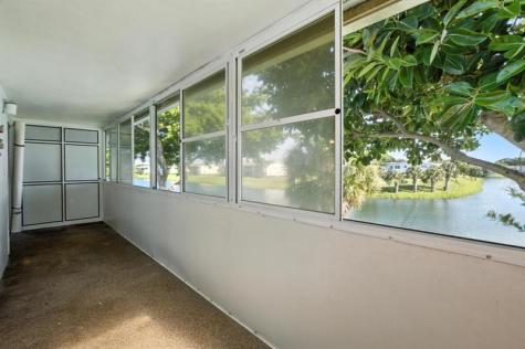 61 Somerset C West Palm Beach FL 33417