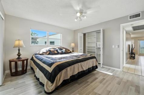 61 Somerset C West Palm Beach FL 33417