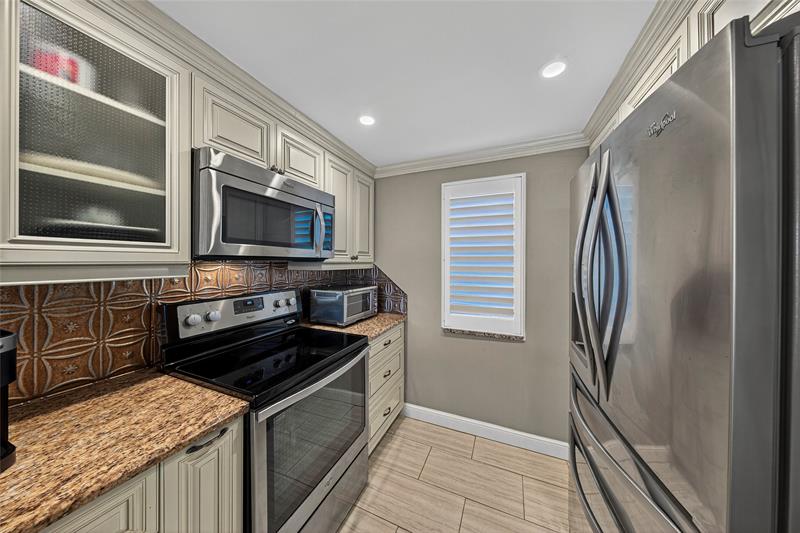 3150 NE 48th Court Lighthouse Point FL 33064