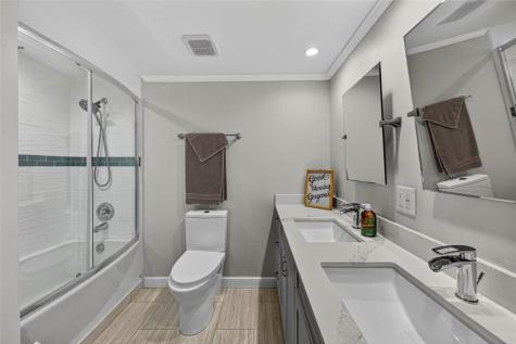 3150 NE 48th Court Lighthouse Point FL 33064