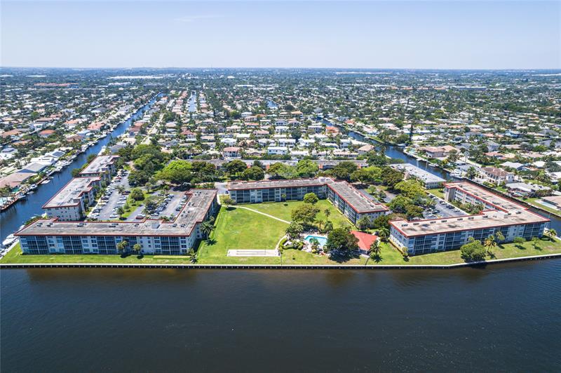 3150 NE 48th Court Lighthouse Point FL 33064