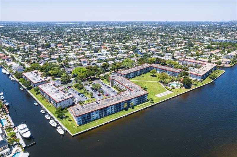 3150 NE 48th Court Lighthouse Point FL 33064