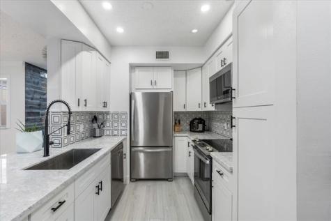 2452 Centergate Drive Miramar FL 33025