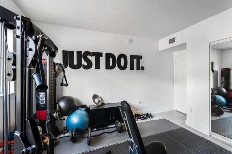2452 Centergate Drive Miramar FL 33025