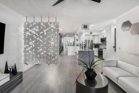 2452 Centergate Drive Miramar FL 33025