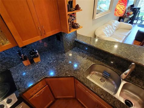 8853 N Isles Circle Tamarac FL 33321