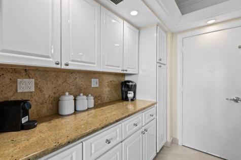 3300 NE 36th Street Fort Lauderdale FL 33308