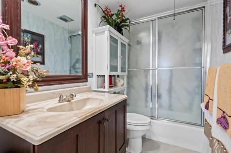 3300 NE 36th Street Fort Lauderdale FL 33308