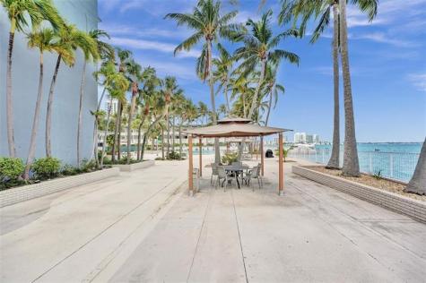 1865 79TH Street Causeway North Bay Village FL 33141