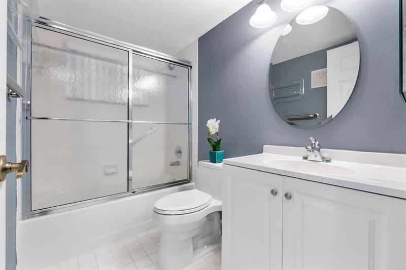 10382 NW 24th Place Sunrise FL 33322