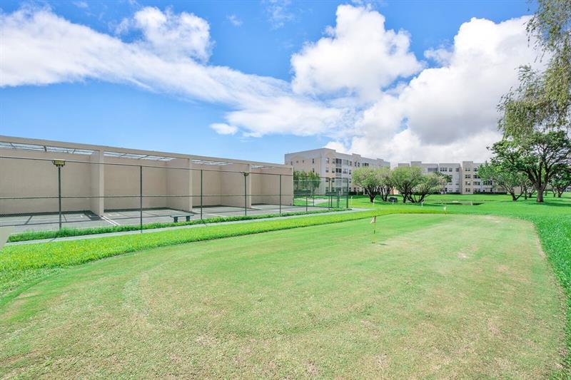 10382 NW 24th Place Sunrise FL 33322