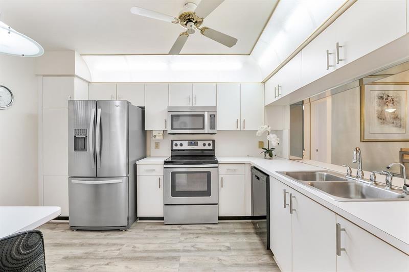 10382 NW 24th Place Sunrise FL 33322