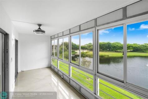 3204 Portofino Point Coconut Creek FL 33066