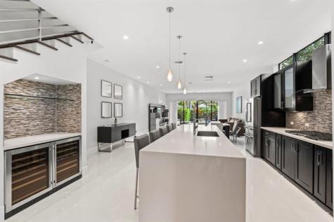 928 NE 16th Avenue Fort Lauderdale FL 33304