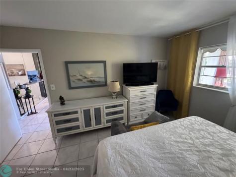 3431 NW 50th Avenue Lauderdale Lakes FL 33319