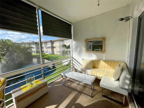 5071 W Oakland Park Boulevard Lauderdale Lakes FL 33313