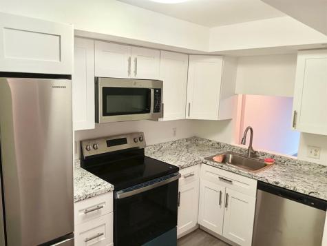 102 Royal Park Drive Oakland Park FL 33309