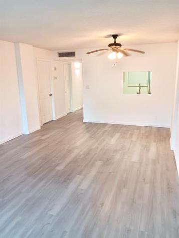 102 Royal Park Drive Oakland Park FL 33309