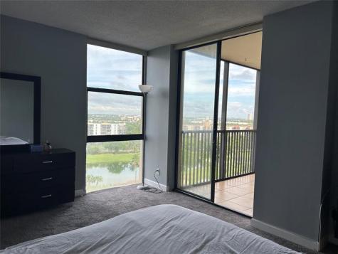 20301 W Country Club Drive Aventura FL 33180