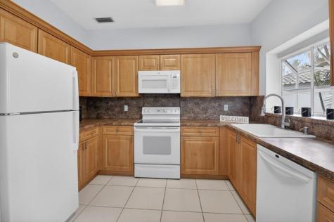 11586 Briarwood Circle Boynton Beach FL 33437