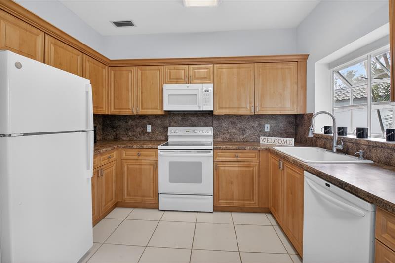 11586 Briarwood Circle Boynton Beach FL 33437