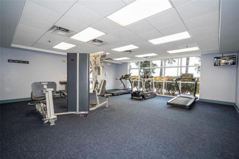 13427 Blue Heron Beach Drive Orlando FL 32821-6302