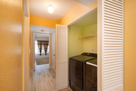 2440 NW 33rd Street Oakland Park FL 33309