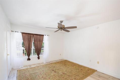 2440 NW 33rd Street Oakland Park FL 33309