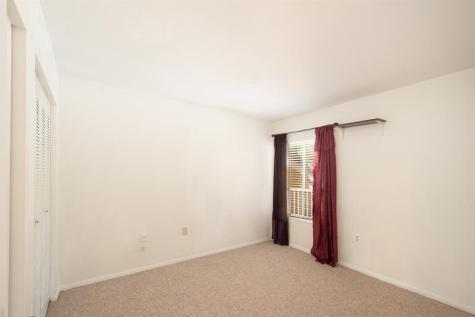 2440 NW 33rd Street Oakland Park FL 33309