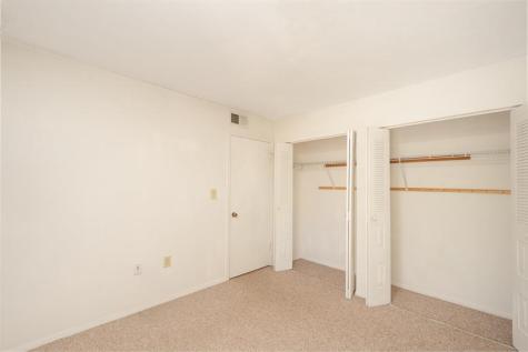 2440 NW 33rd Street Oakland Park FL 33309