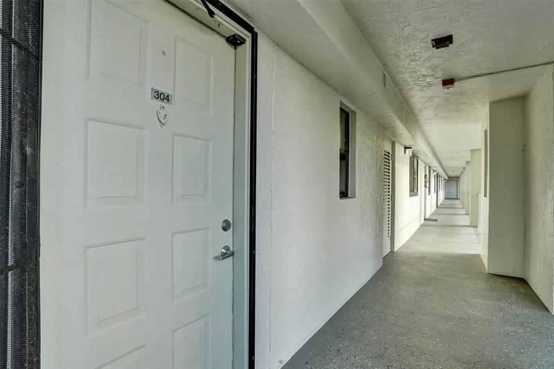 2334 S Cypress Bend Drive Pompano Beach FL 33069