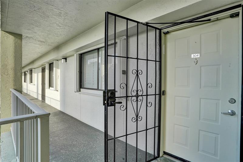 2334 S Cypress Bend Drive Pompano Beach FL 33069